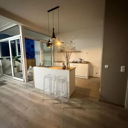 Loft-like 150 Sqm Near Veltins Arena Appartamento *